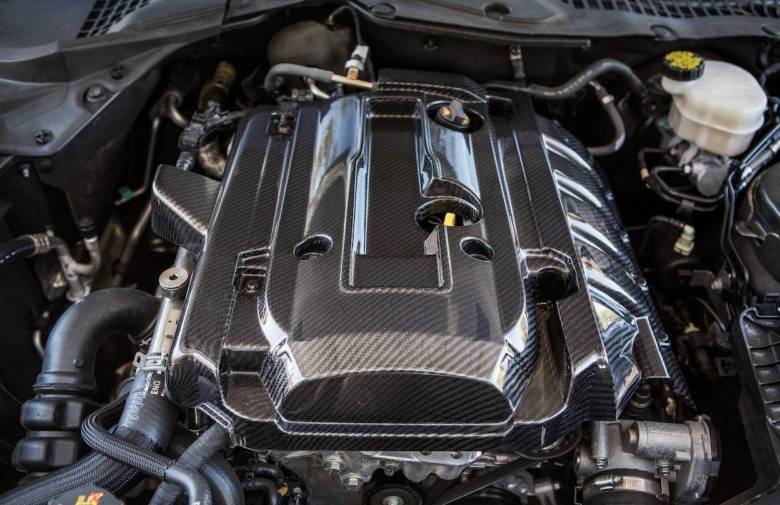 15 16 Mustang Ecoboost Carbon Fiber LG263 Engine Cover