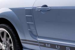 3D Carbon - 05 - 09 Mustang Pony Lower Vents - Image 1